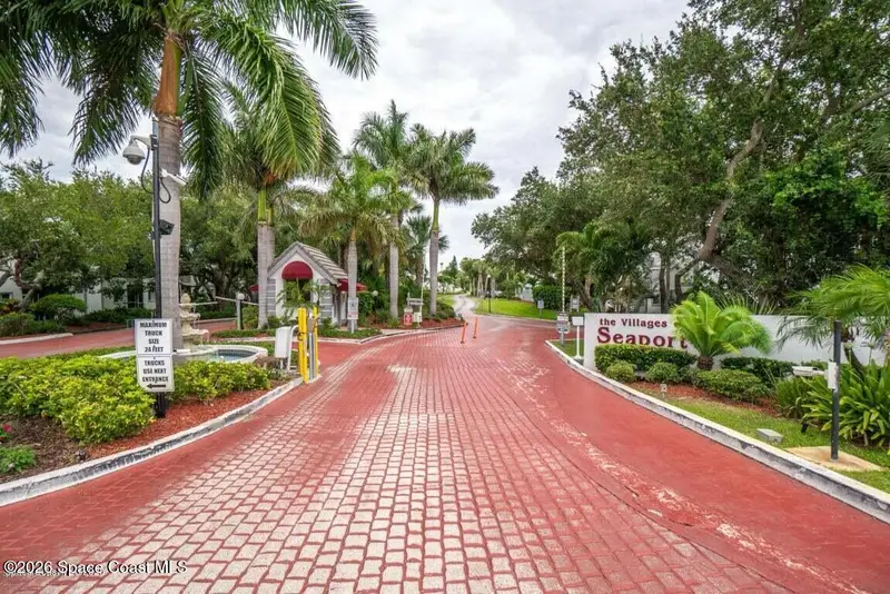 302 Seaport Boulevard T83, FL