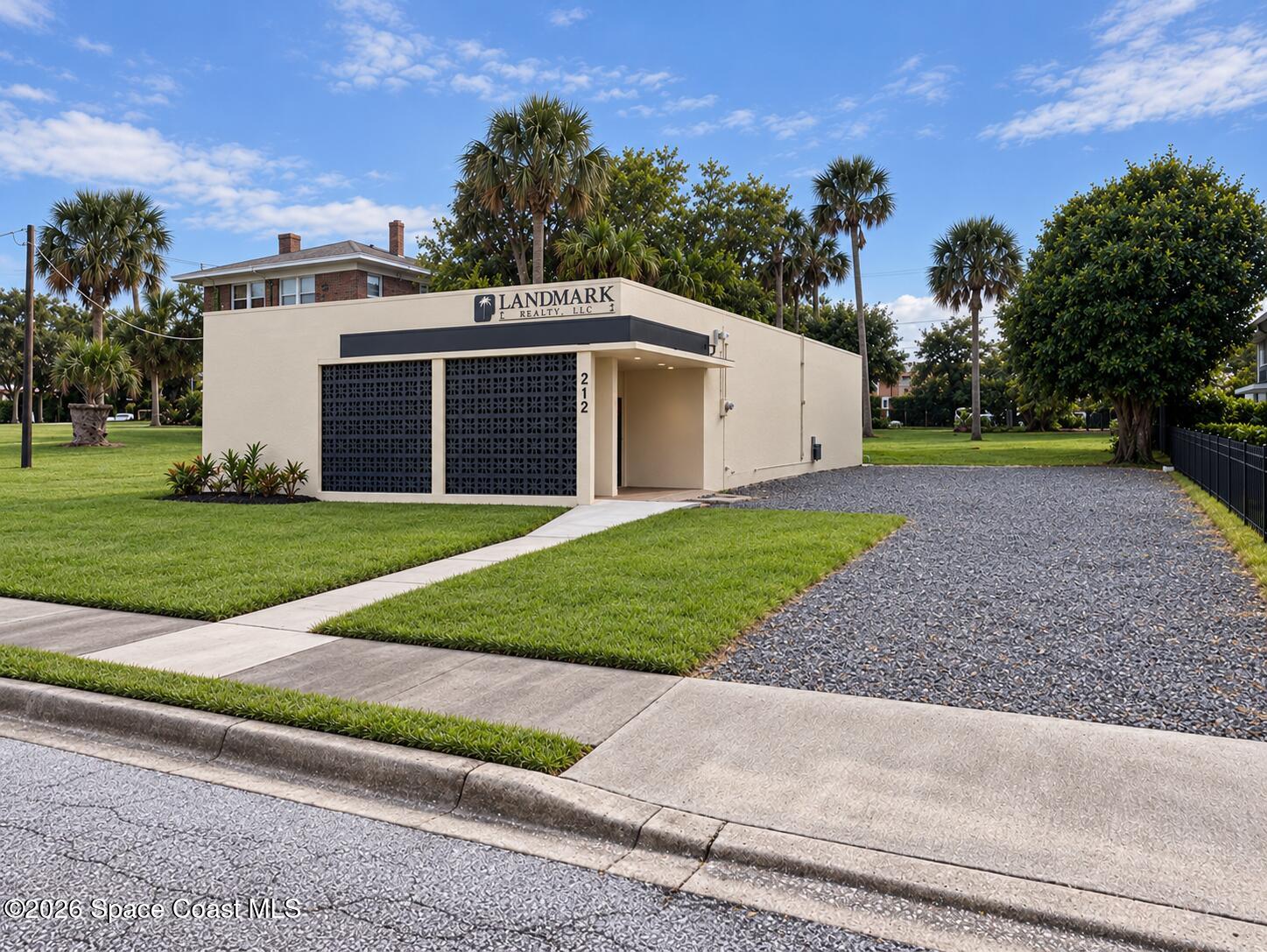 2112 Grant Place, FL