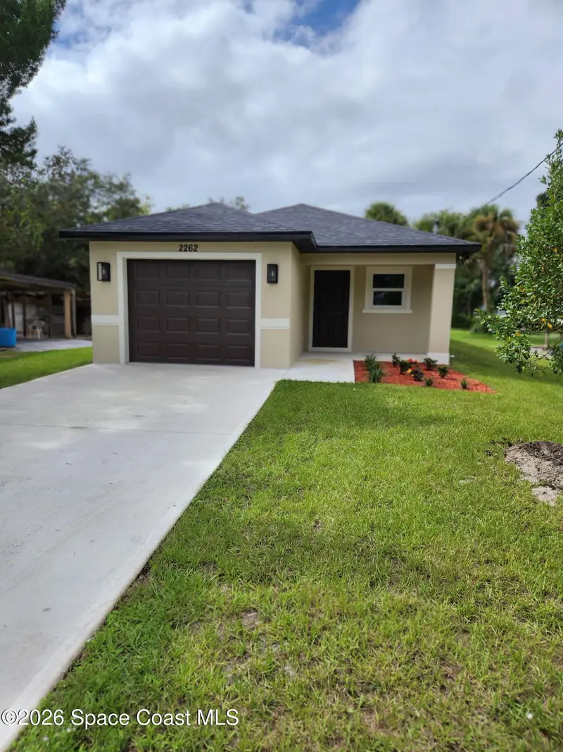 2262 Henry Street Ne, FL