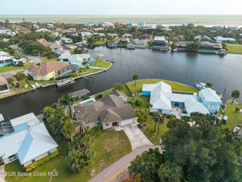 278 Hiawatha Way, FL