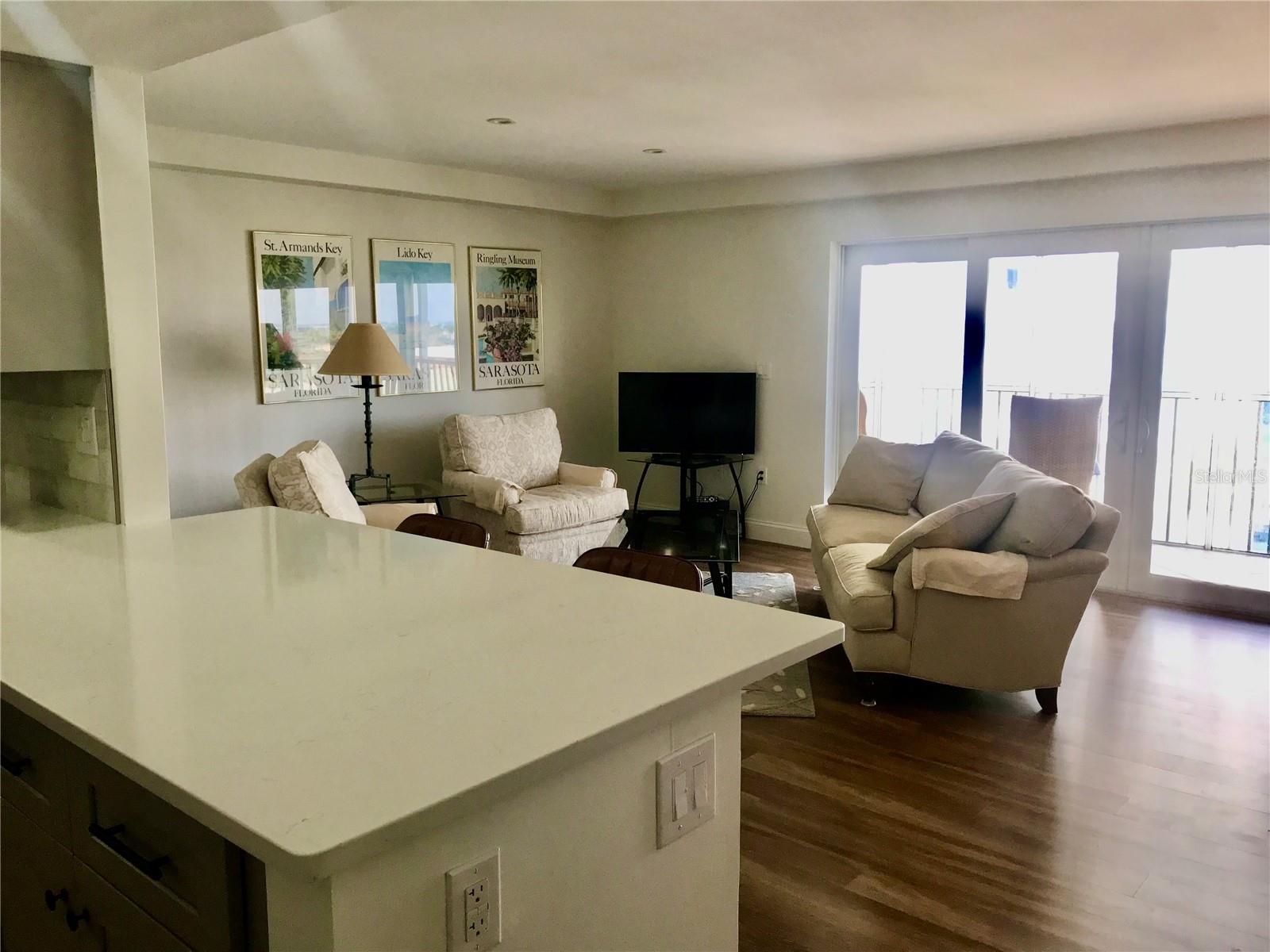800 Benjamin Franklin Drive, FL