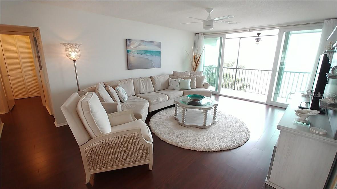 3235 Gulf Of Mexico Drive, FL