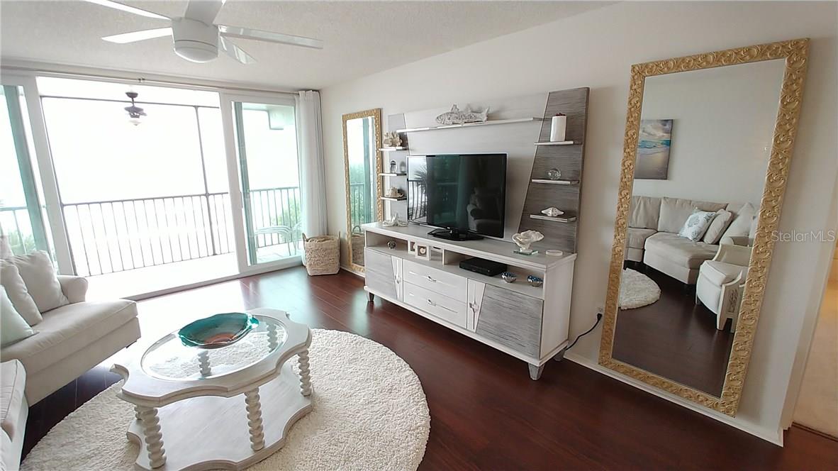 3235 Gulf Of Mexico Drive, FL