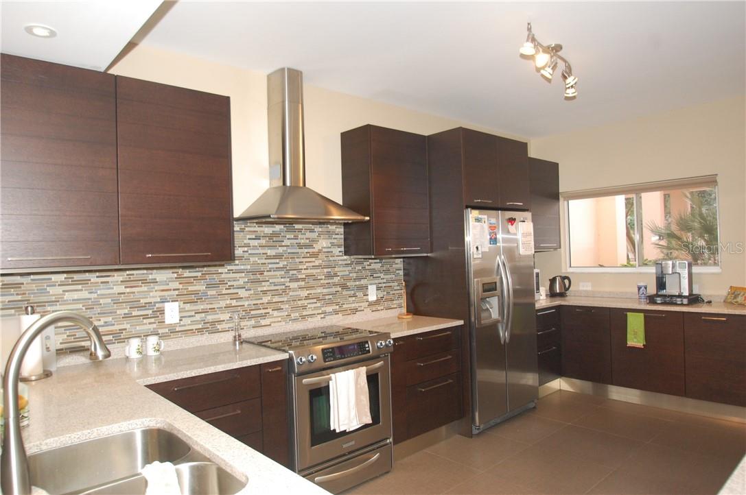 4634 Mirada Way, FL