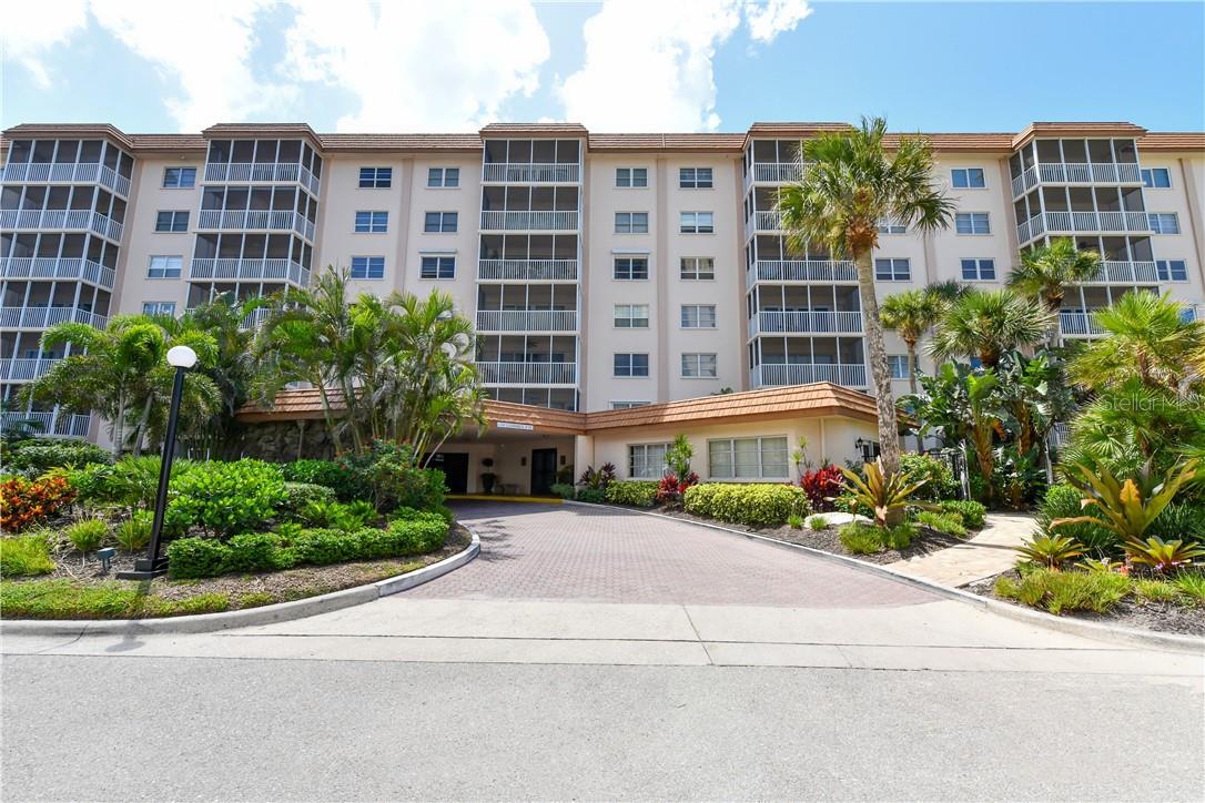 800 Benjamin Franklin Drive, FL