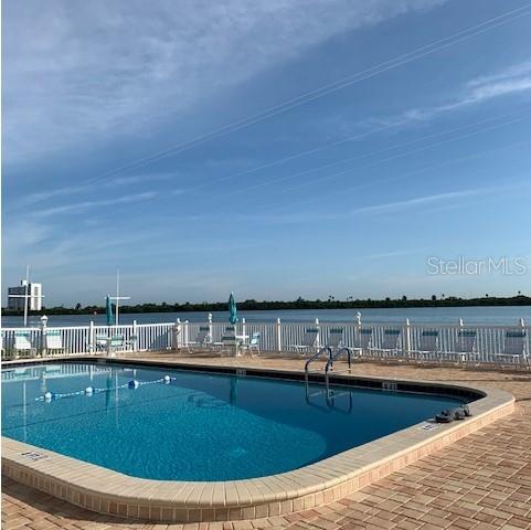 800 Gulfview Boulevard, FL