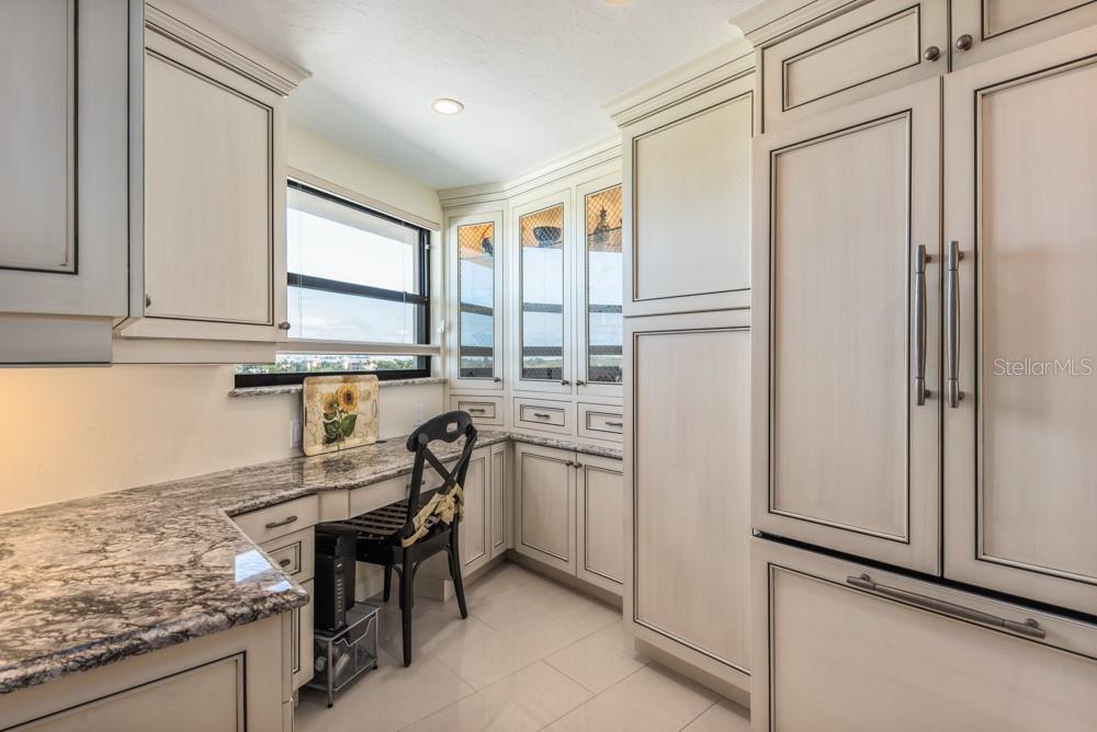 5770 Midnight Pass Road, FL