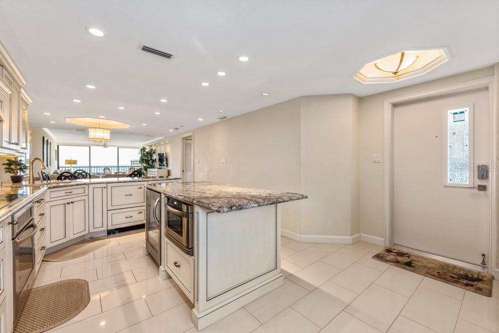 5770 Midnight Pass Road, FL