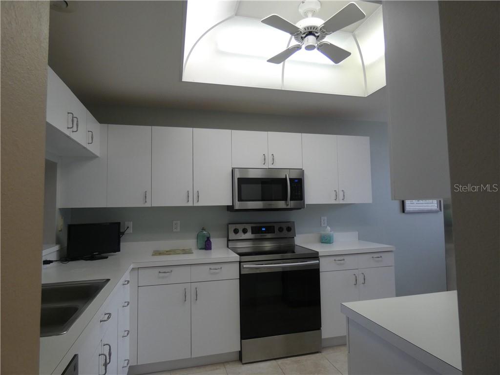 8735 Olde Hickory Avenue, FL