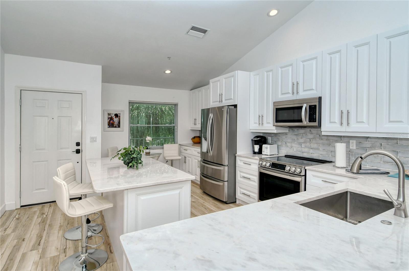 8735 Olde Hickory Avenue, FL