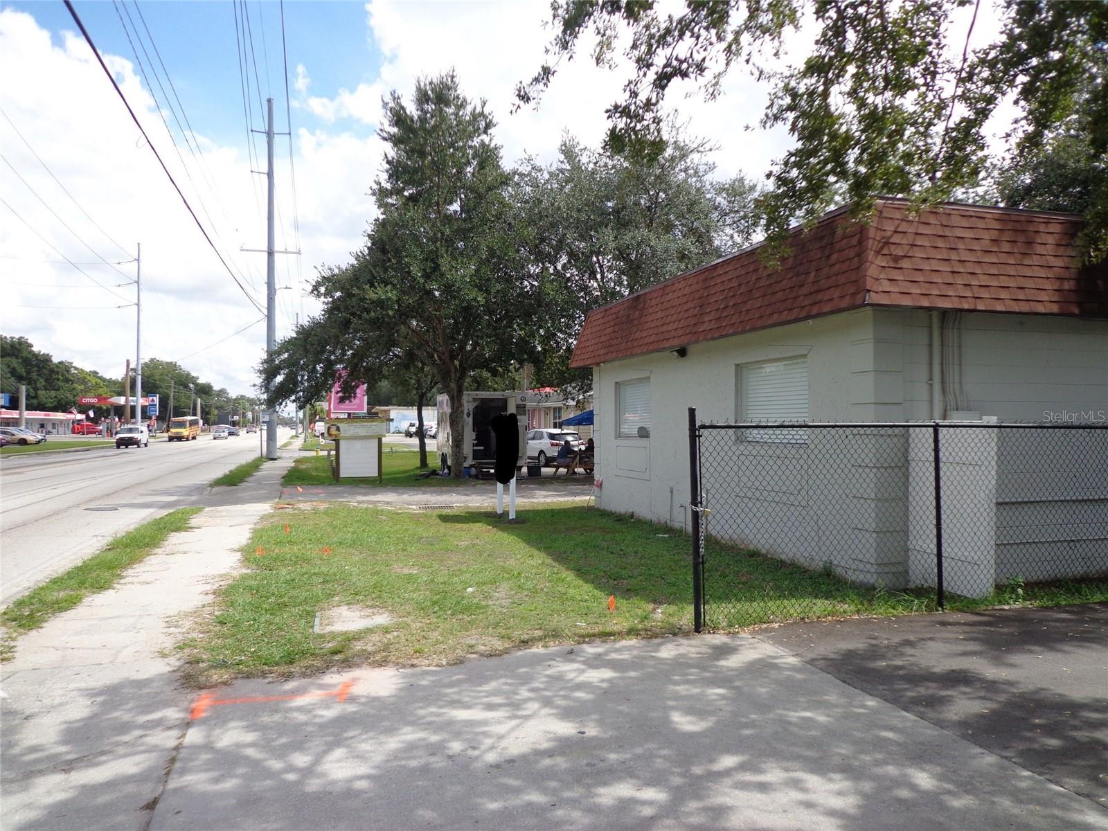 1904 W Waters Ave, FL