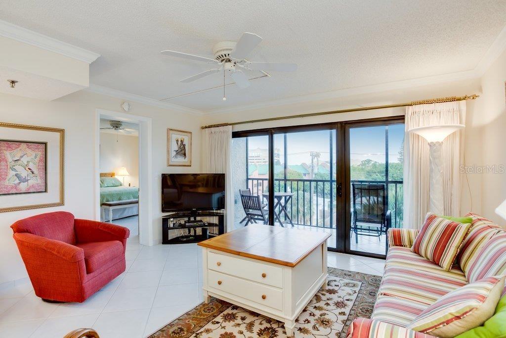 1001 Benjamin Franklin Drive, FL