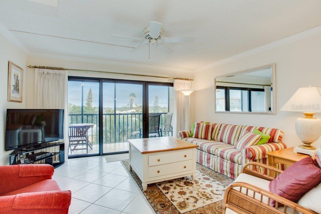 1001 Benjamin Franklin Drive, FL