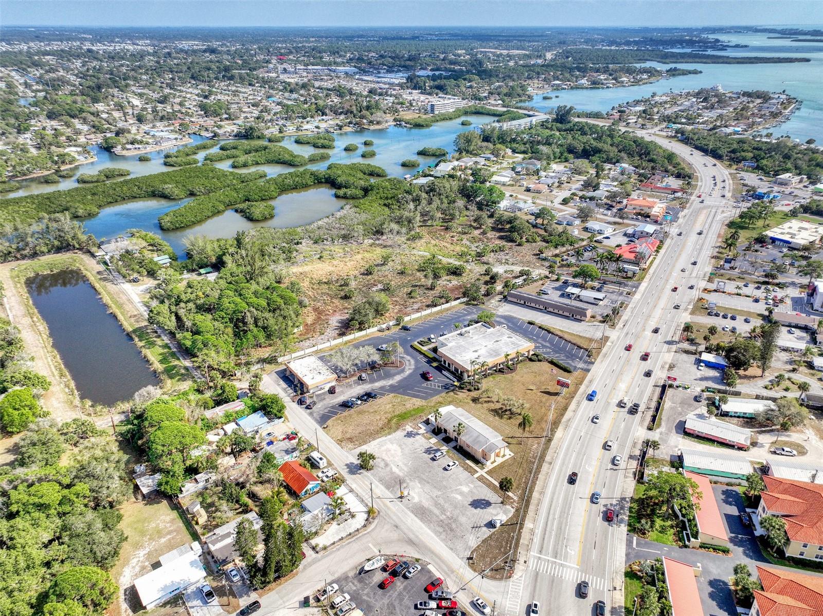 201 Bay Heights Road, FL