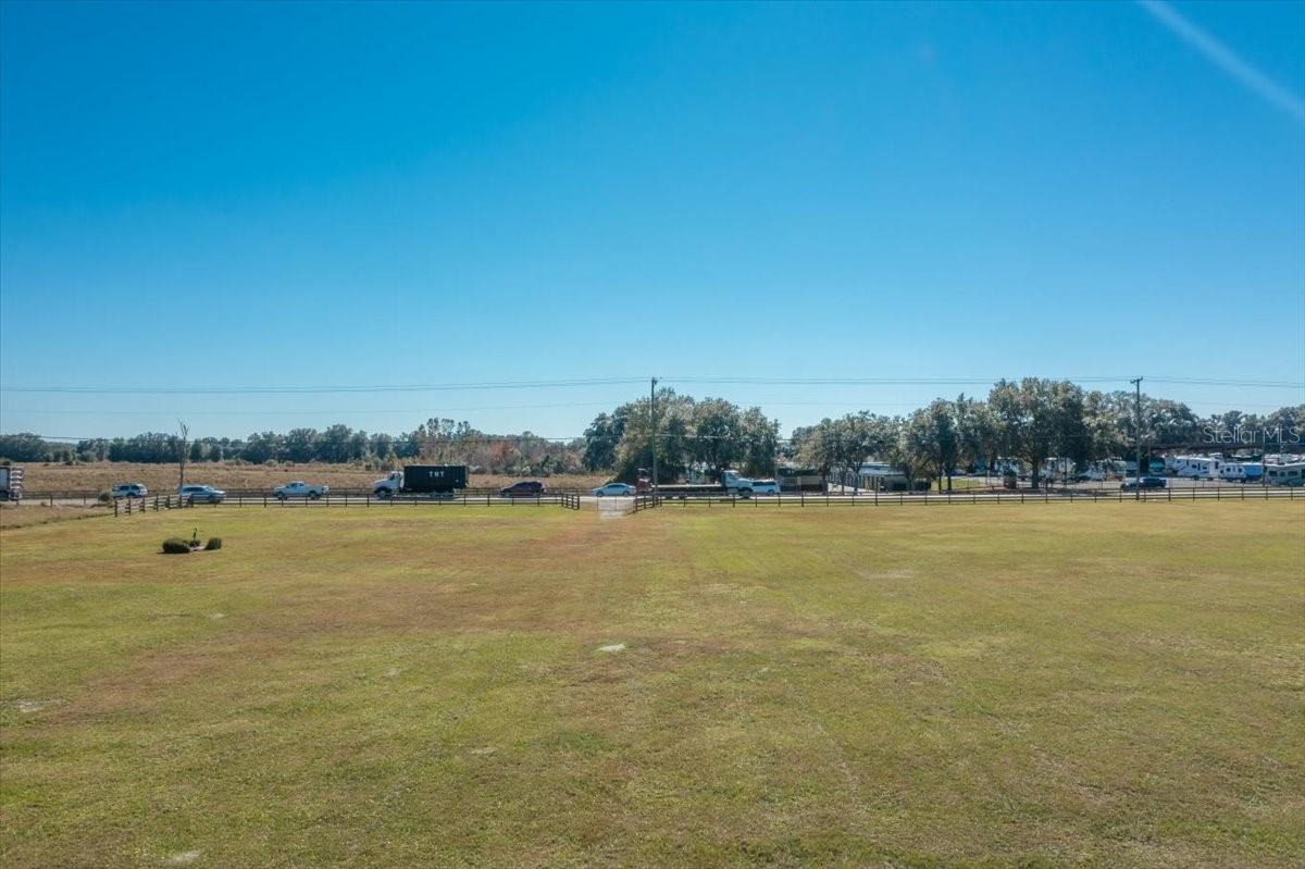 31935 County Road 52, FL