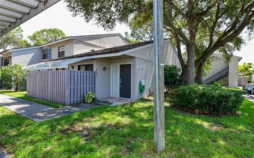 SARASOTA, FL