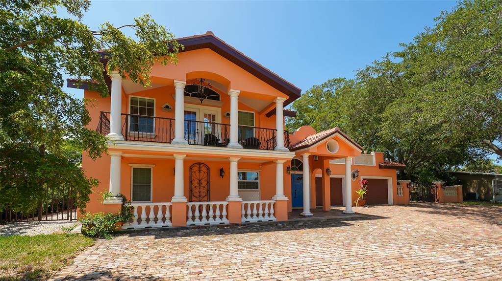 2520 Tami Sola Street, FL