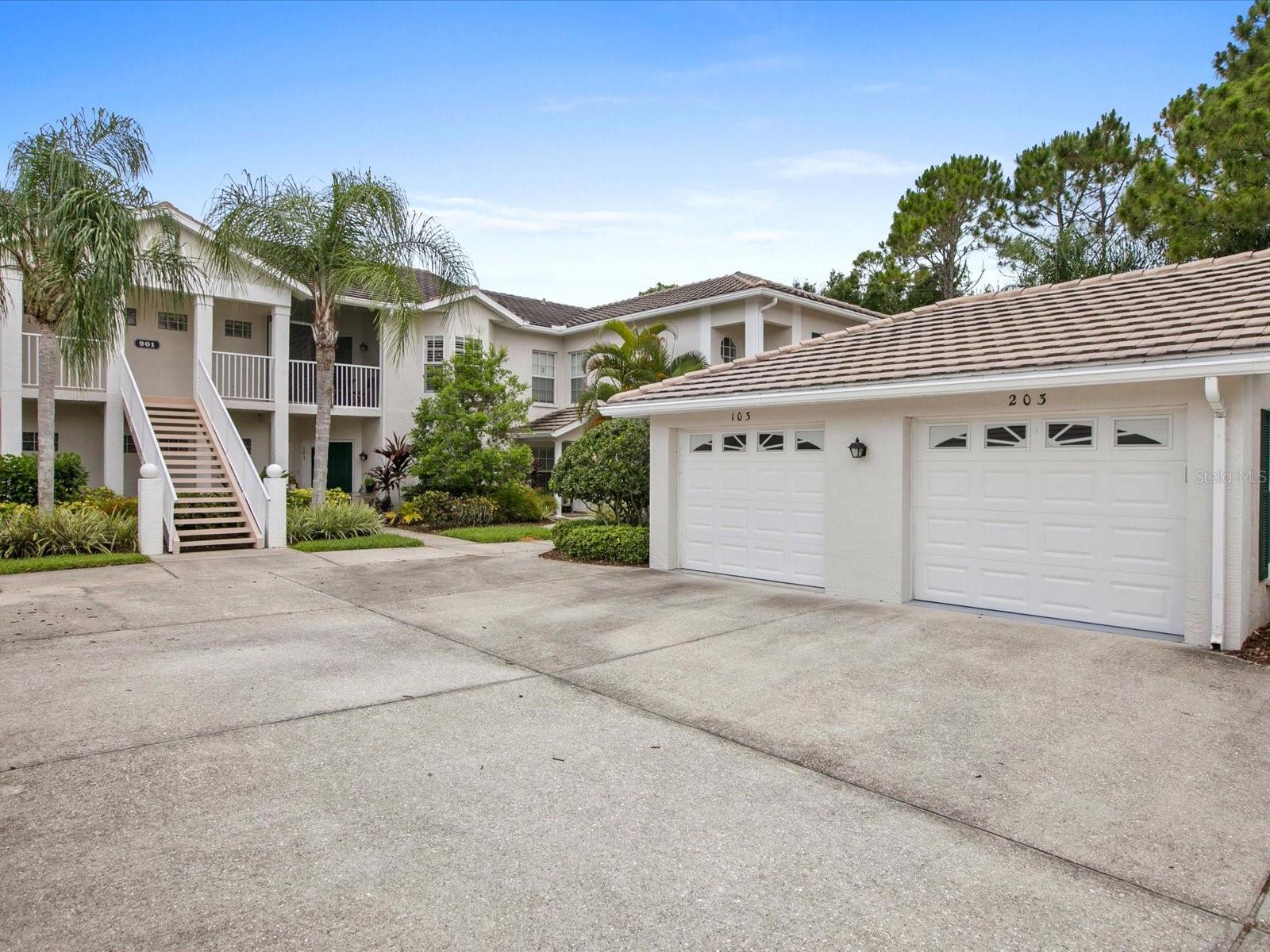 901 Addington Court, FL