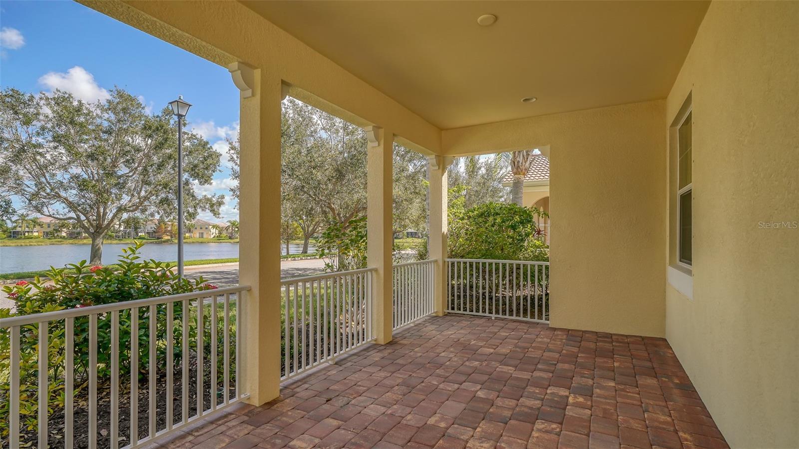 1498 Ernesto Drive, FL