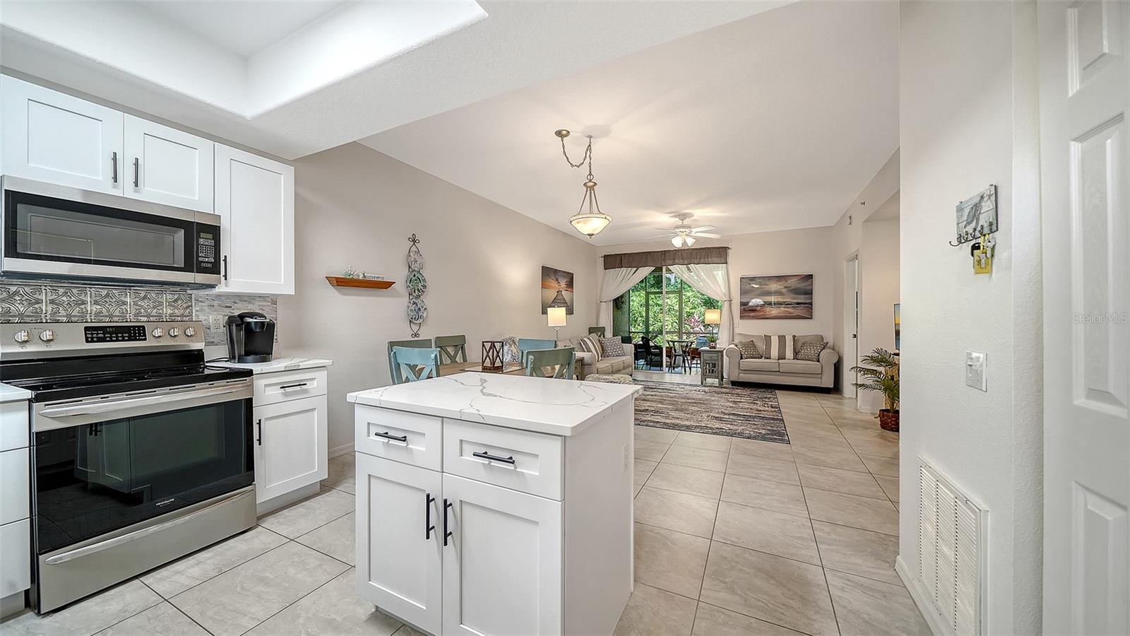 8375 Glenrose Way, FL