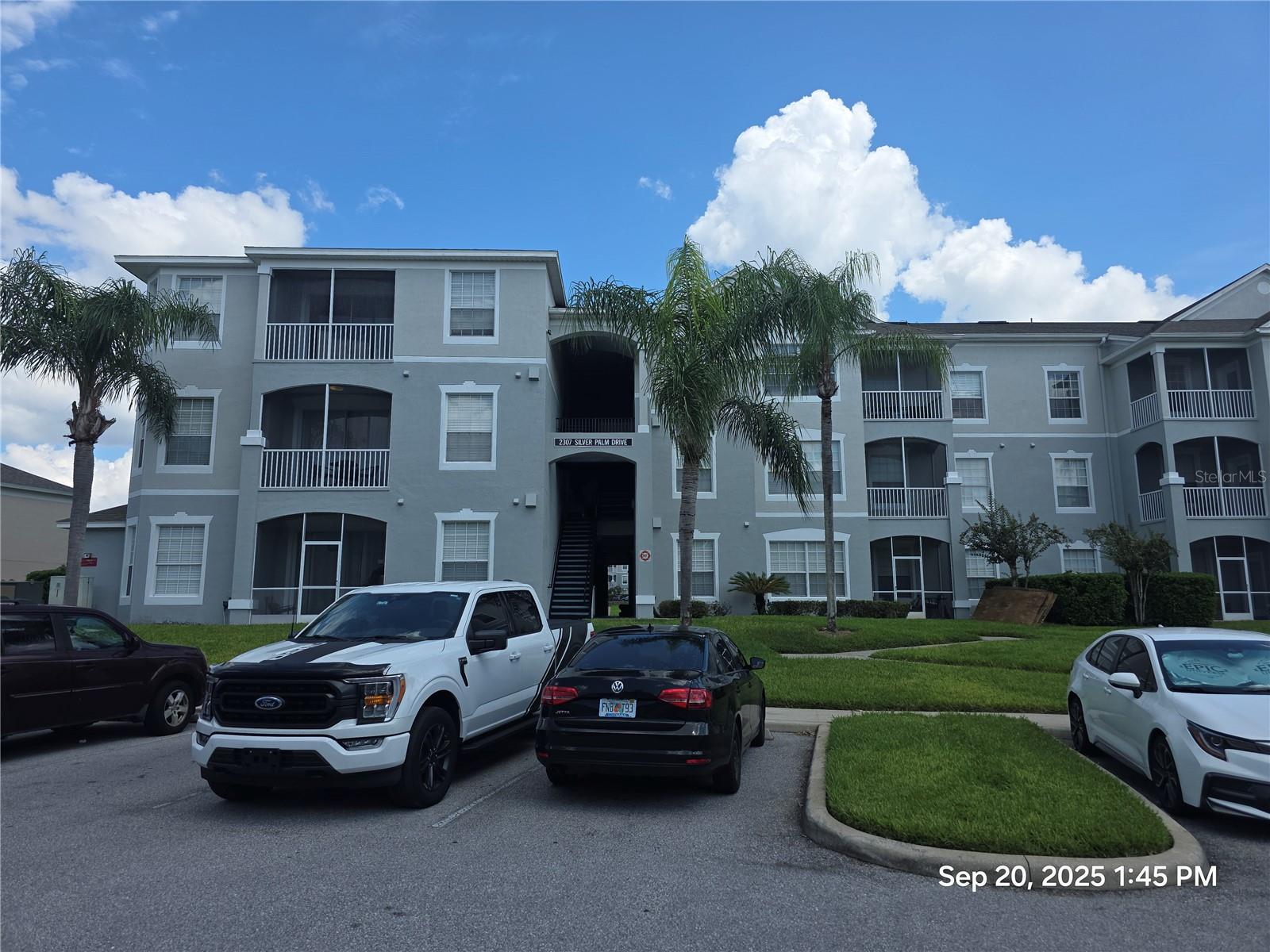2307 Silver Palm Dr, FL