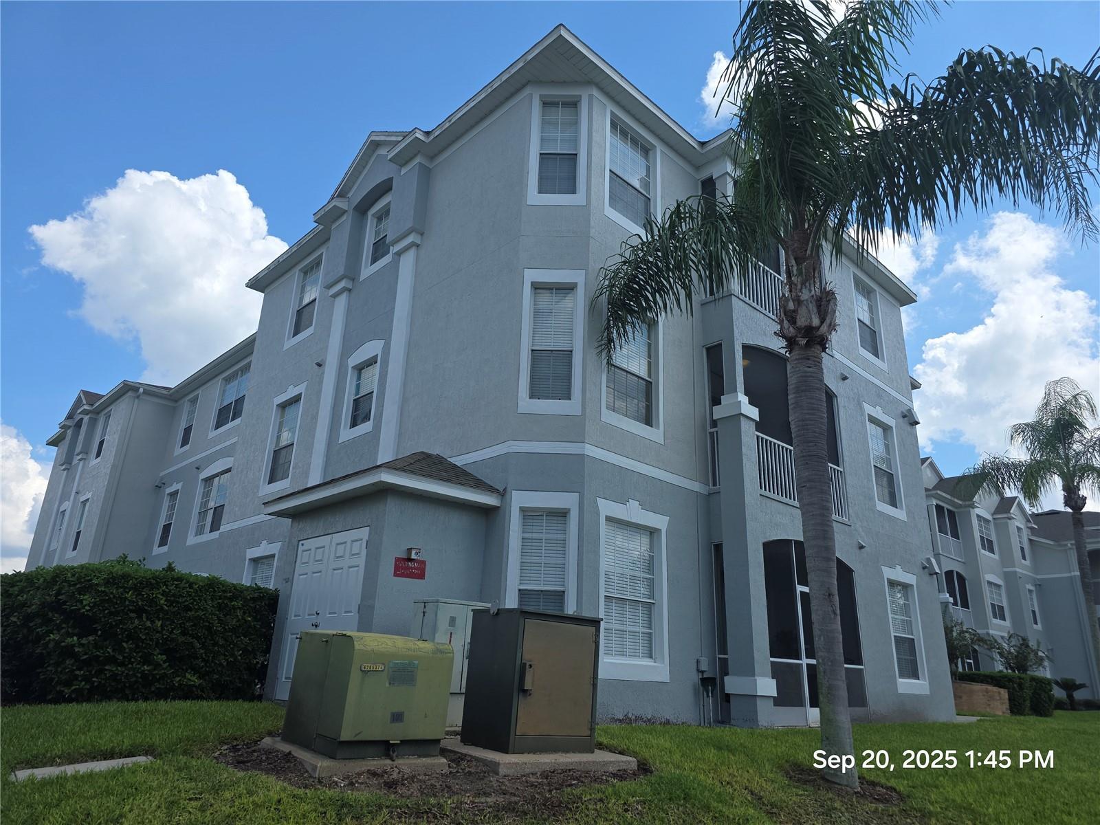 2307 Silver Palm Dr, FL