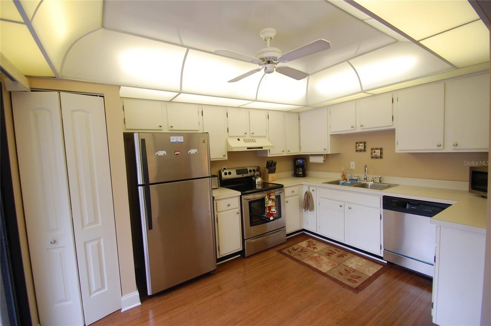 1637 Brookhouse Court, FL