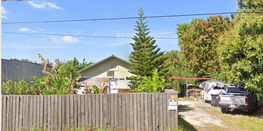 6044 Adamsville Road, FL