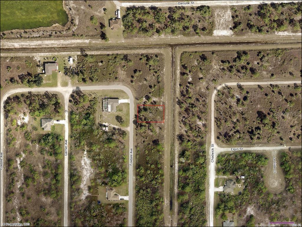 939 Foxdale Avenue, FL