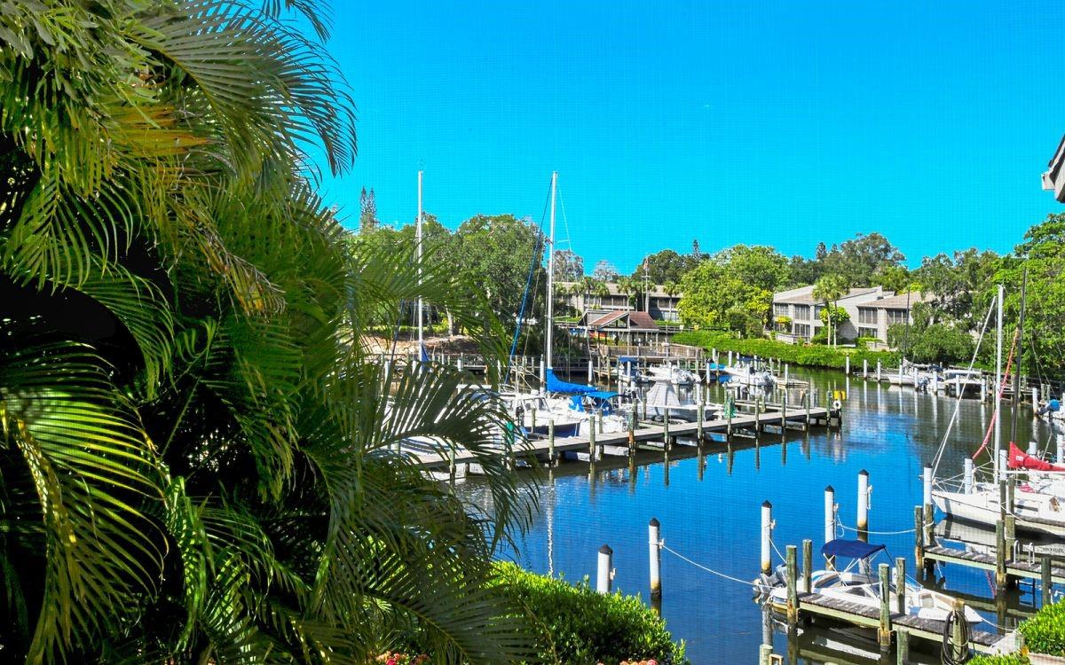 1633 Boathouse Circle, FL
