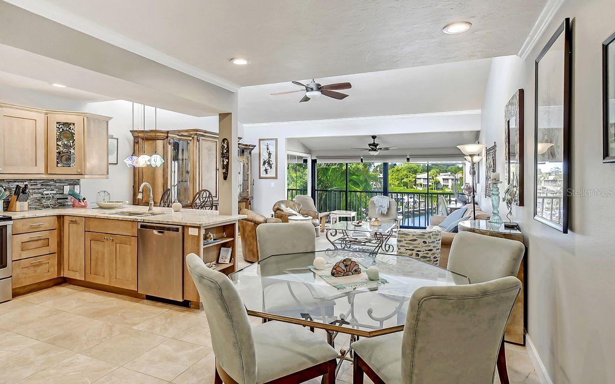 1633 Boathouse Circle, FL