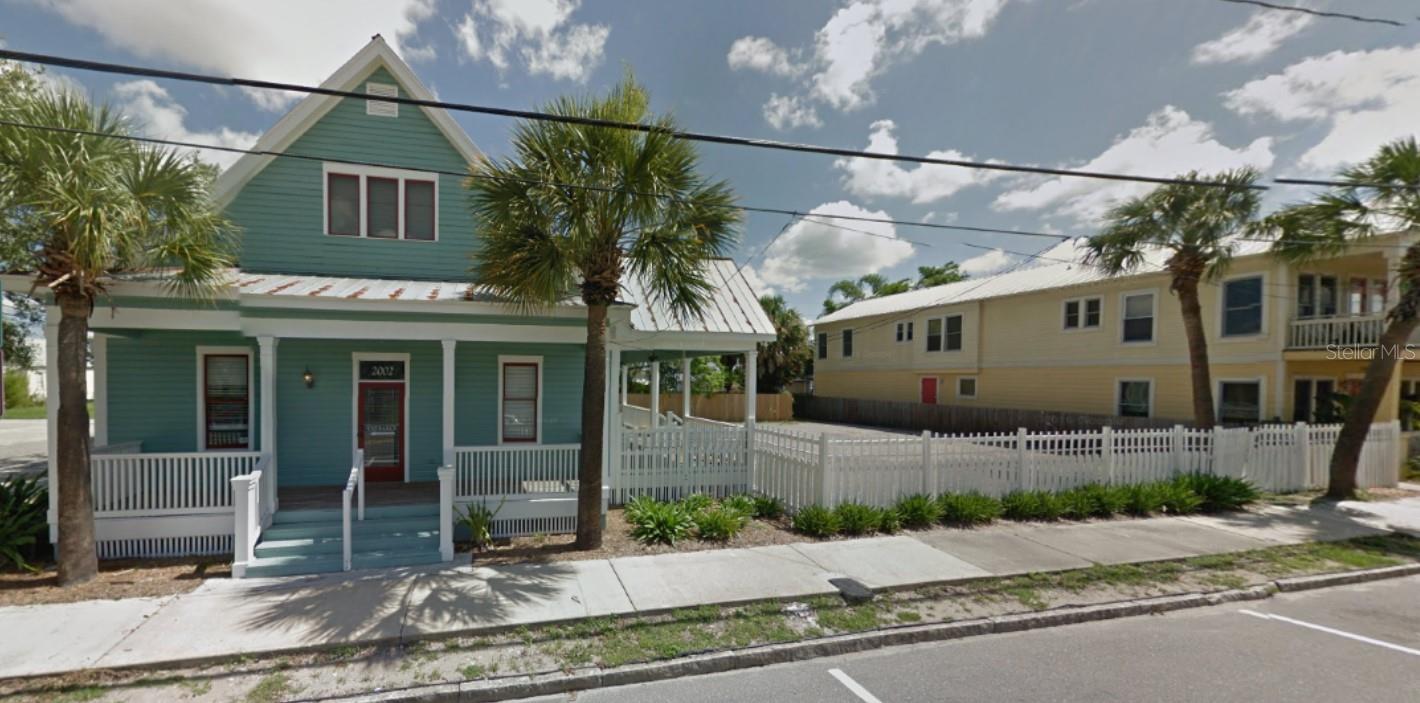 2002 4th Avenue, FL