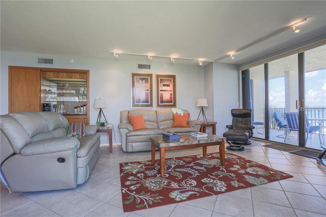 1925 Gulf Of Mexico Drive, FL