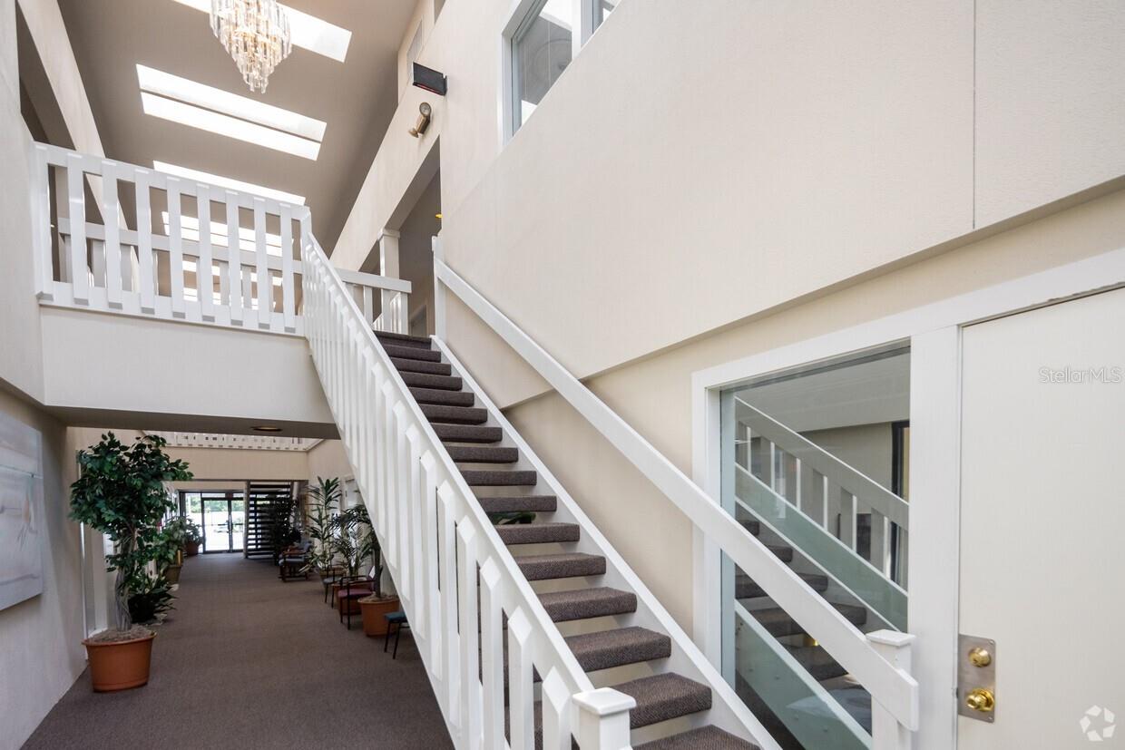 901 Douglas Avenue, FL
