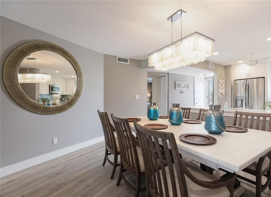 2110 Benjamin Franklin Drive, FL