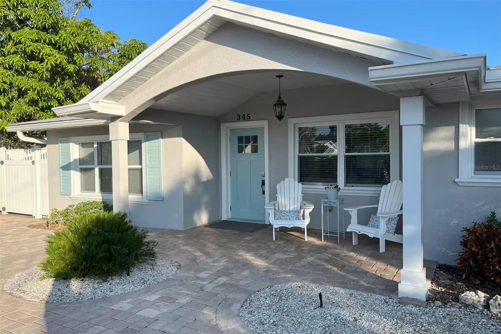 345 Avenida Leona, FL