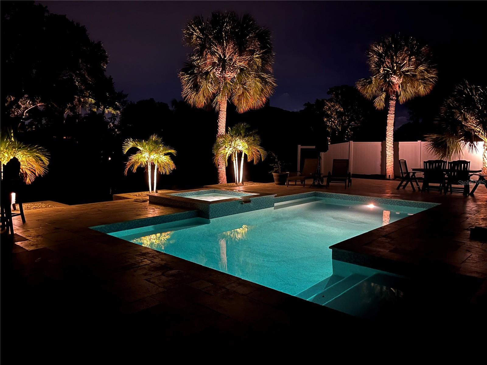 345 Avenida Leona, FL