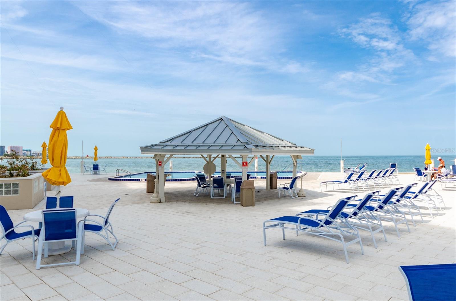 450 Gulfview Boulevard, FL