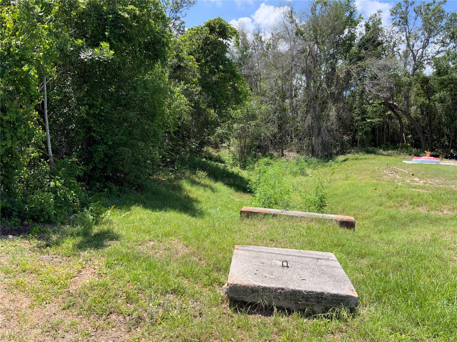 2883 Staten Drive, FL