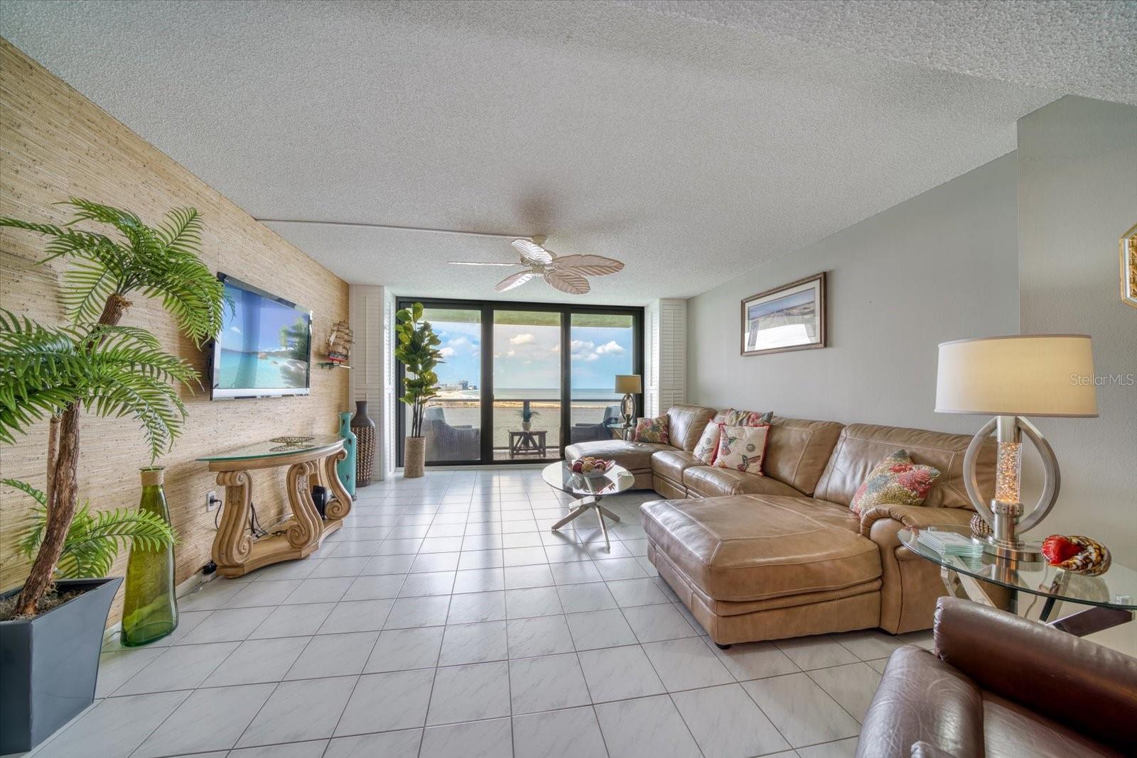450 Gulfview Boulevard, FL