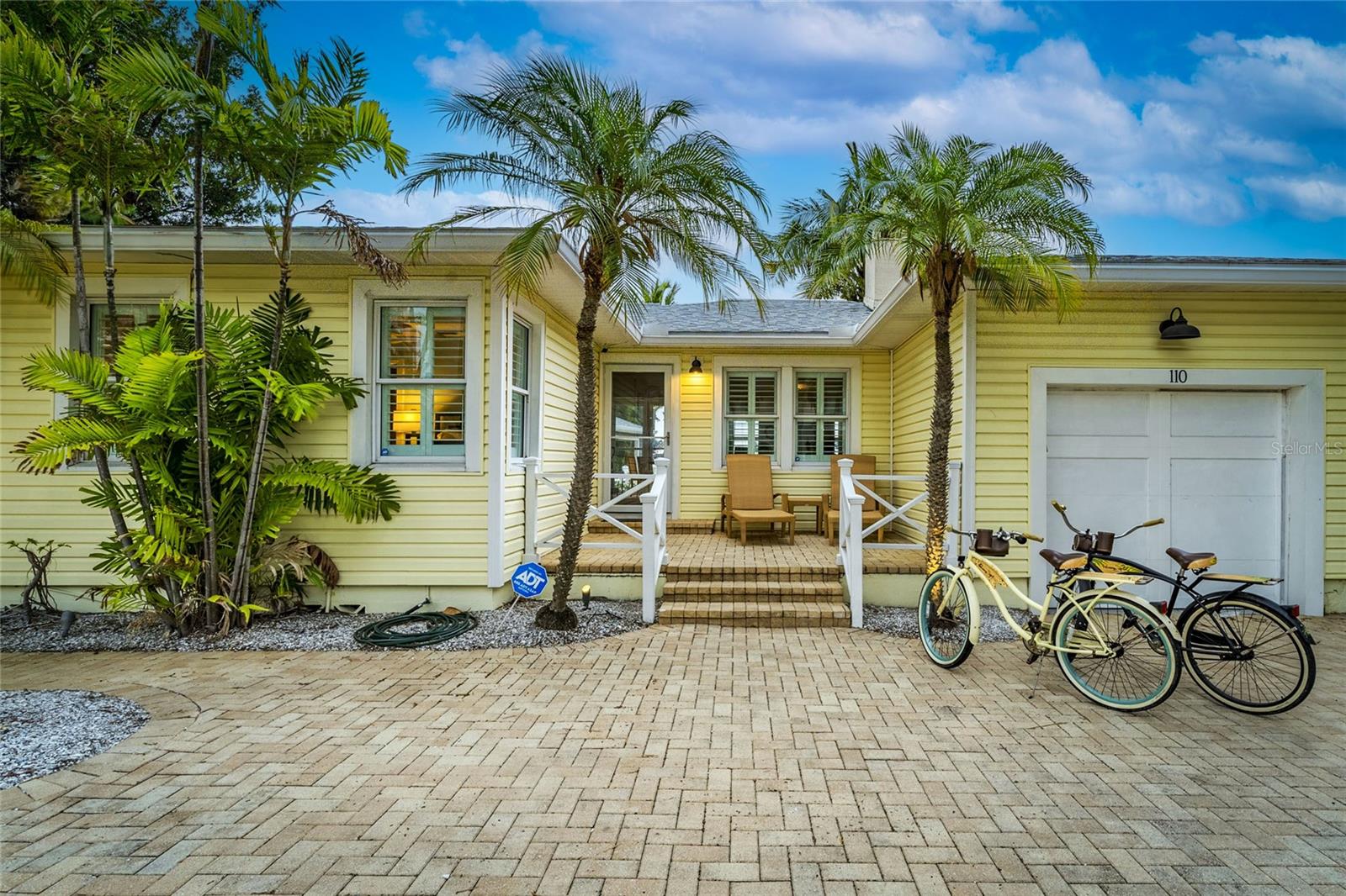 110 Devon Drive, FL