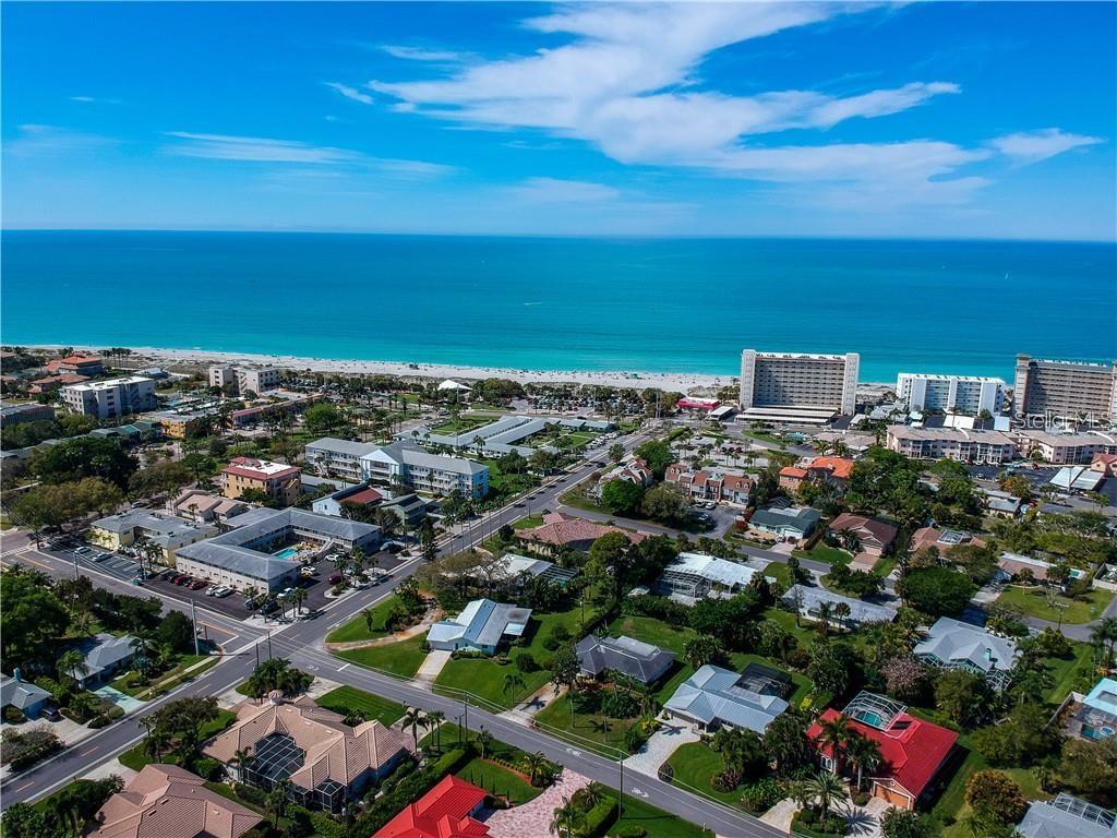 525 Parkdale, FL