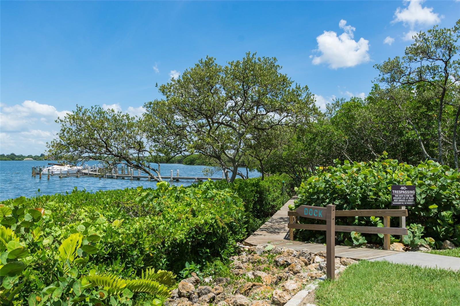 8767 Midnight Pass, FL
