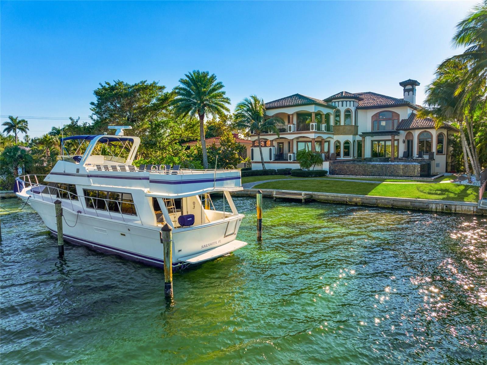 14 Washington Drive, FL