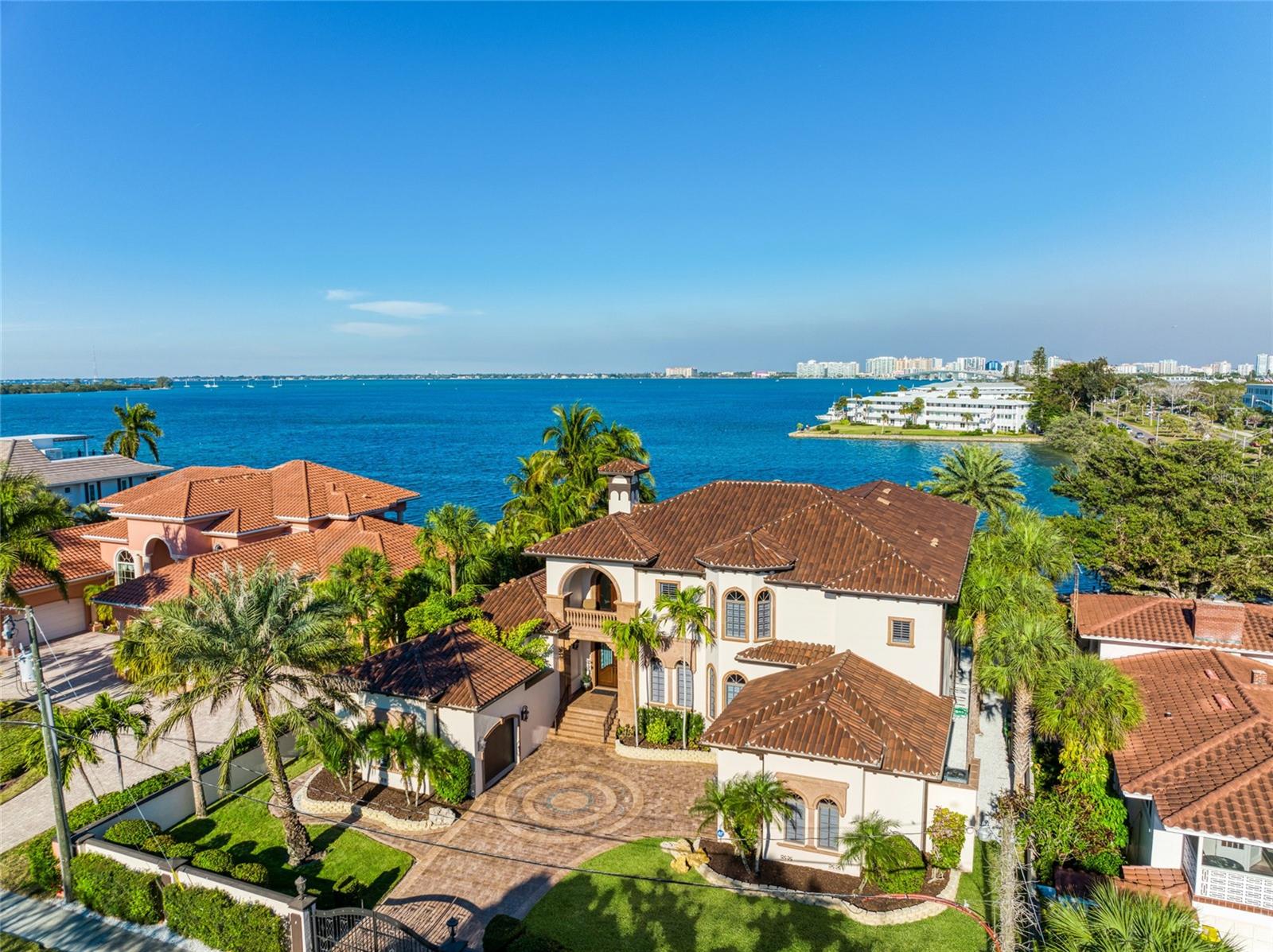 14 Washington Drive, FL