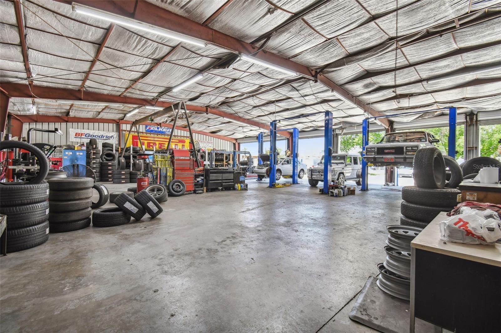 304 Avenue E, FL