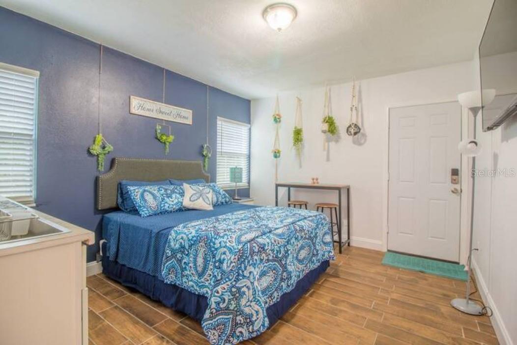 2014 Newman St, FL