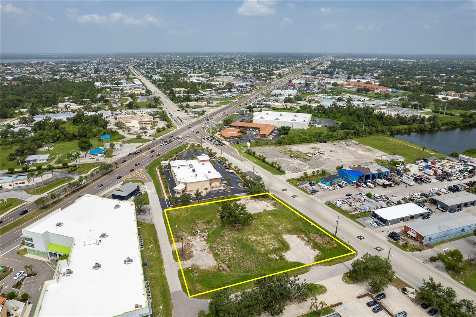 23041 Harborview Road, FL