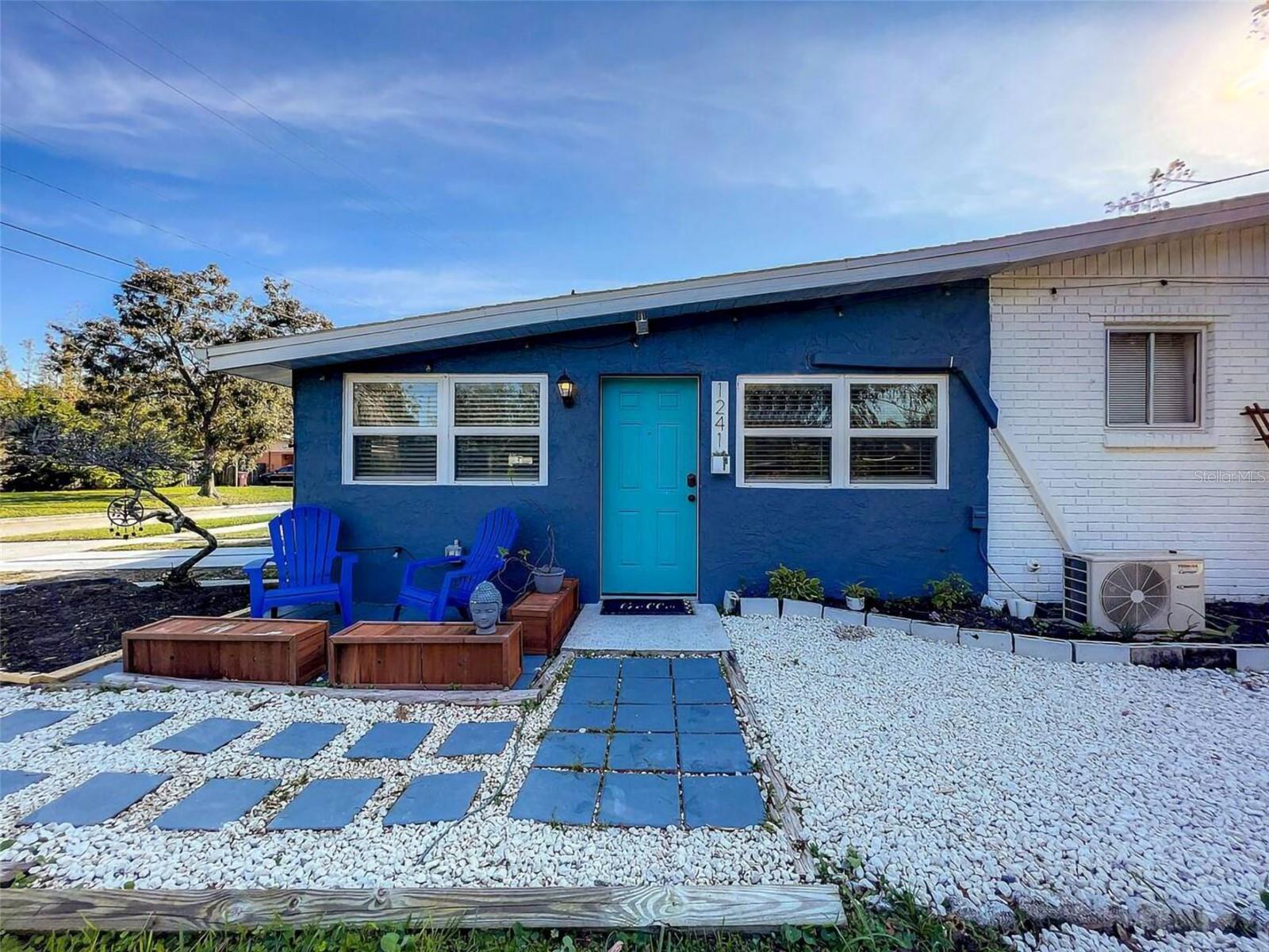 1245 Catalpa Drive, FL