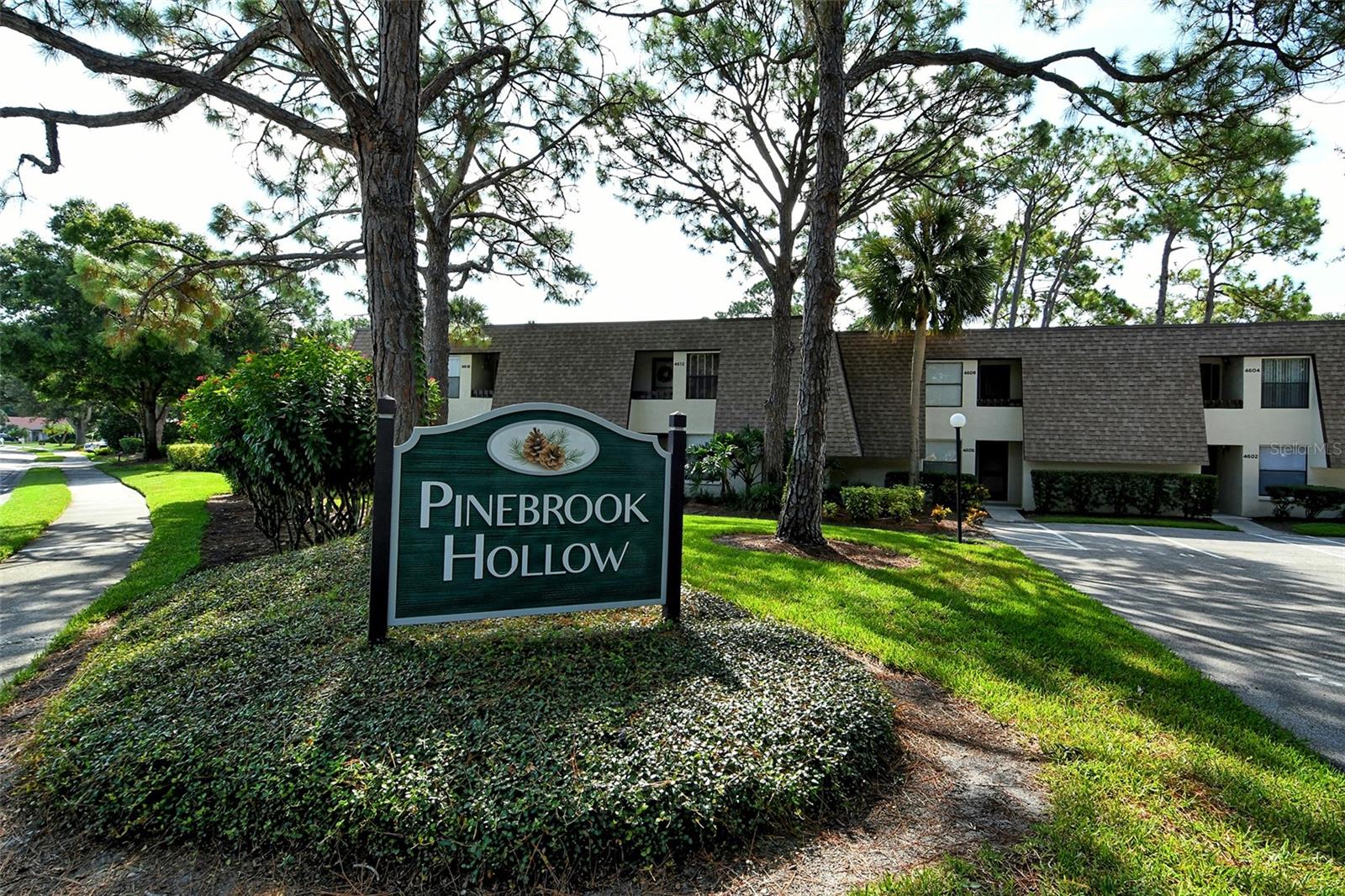 4616 Ringwood Meadow, FL